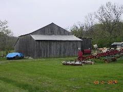 the barn at the Kish farm where Mom (Julia (Judy) Kish Dorrough) grew up, which I learned has been burned out since sometime back in the 70�s